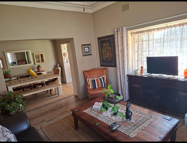 3 BEDROOM HOUSE TO LET IN BRENTHURST